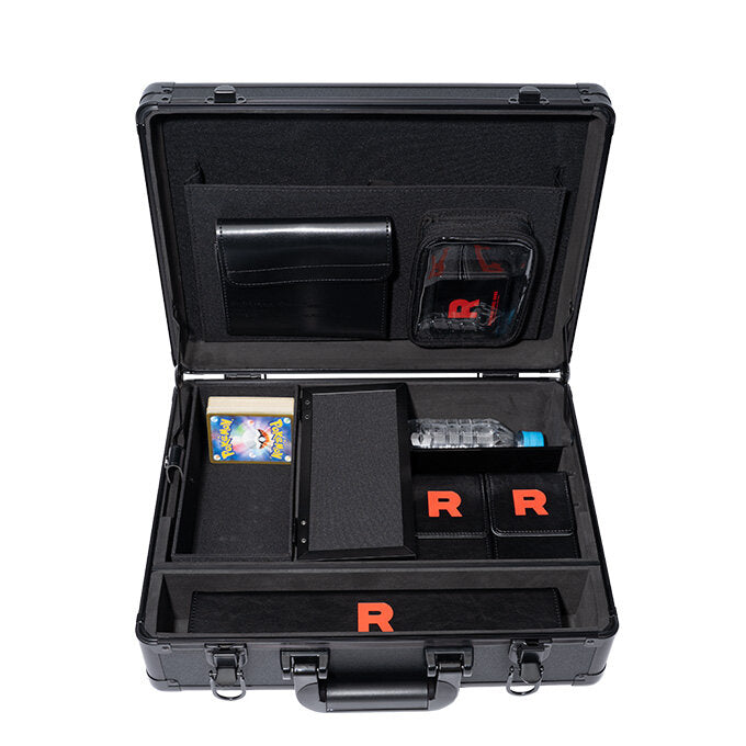 Valigetta Team Rocket 2025 (Preordine)